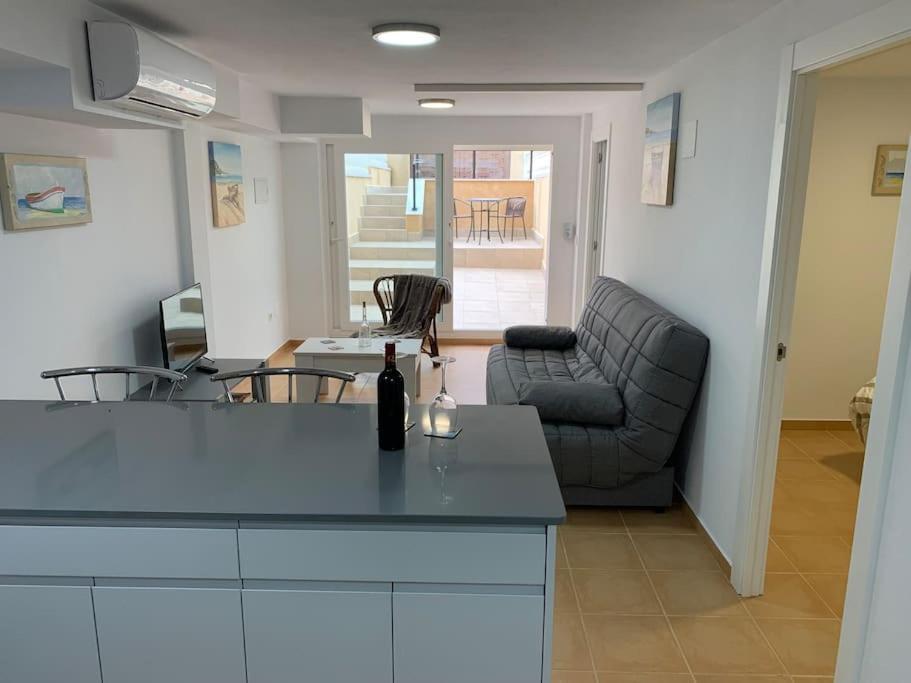 Modern Apartment Near Beach La Mata  Exterior photo